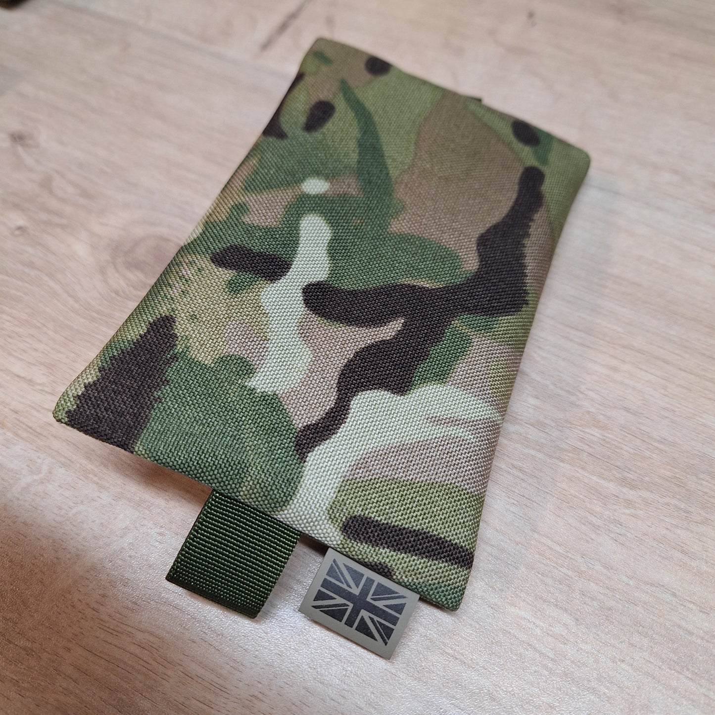 Multi Terrain Pattern Small Centre Zip Pouch With Olive Zip